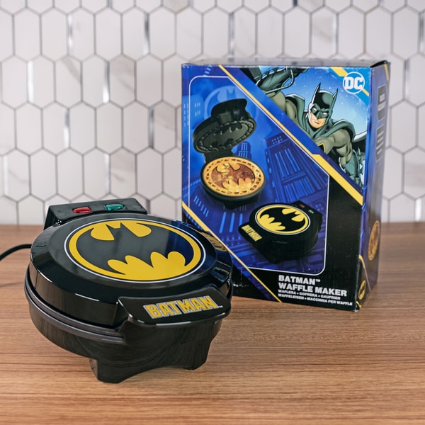 Uncanny Brand Waffeleisen DC Comics Batman