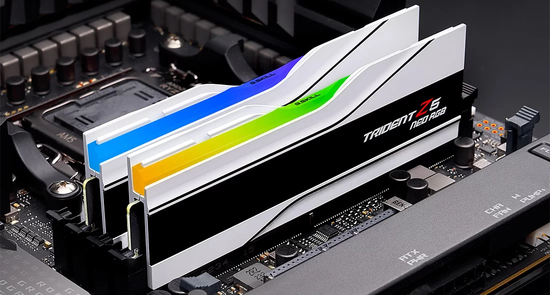 32GB DDR5-6000 G.Skill Trident Z5 NEO RGB weiß K CL30 (2x16GB) (AMD EXPO)